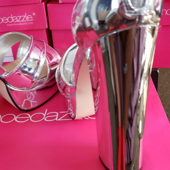 Silver Mirror High Heels Size 9 New Never Worn - Picture 8 of 8